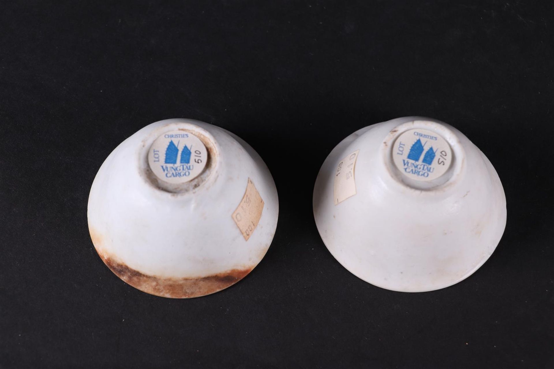 Two porcelain Blanc de Chine bowls; origin Vung Tau Cargo  - Image 6 of 6
