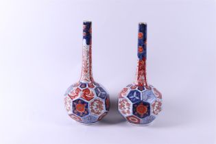 A pair of Imari pipe vases. Japan, 19th century.