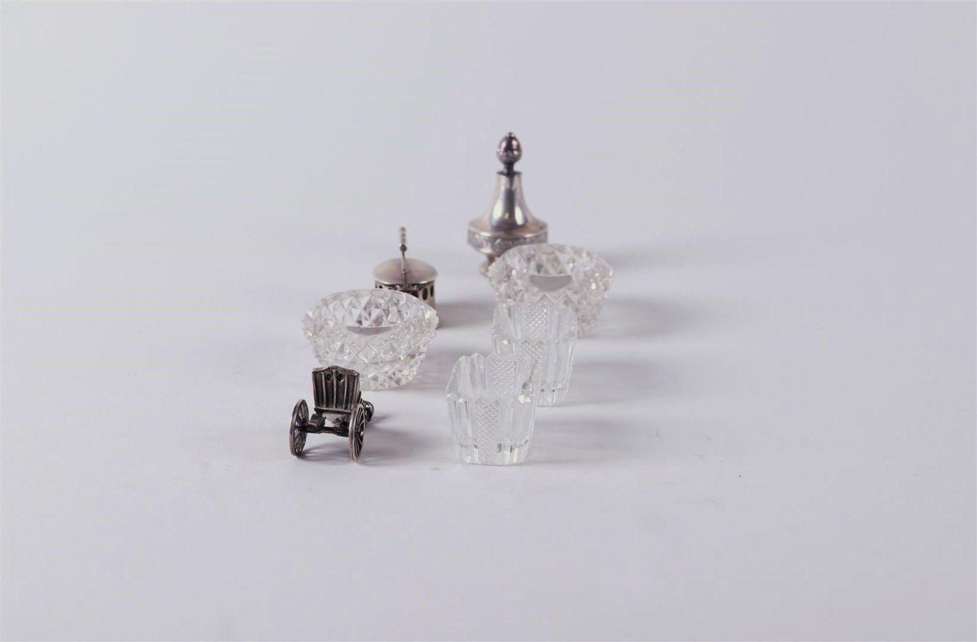 A lot consisting of three silver miniatures (one damaged), plus two sets of cut glass salt cellars.  - Image 2 of 2