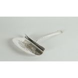 A silver asparagus shovel, Haags Lofje, marked: Gerritsen & van Kempen N.V. Year letter V (= 1930),