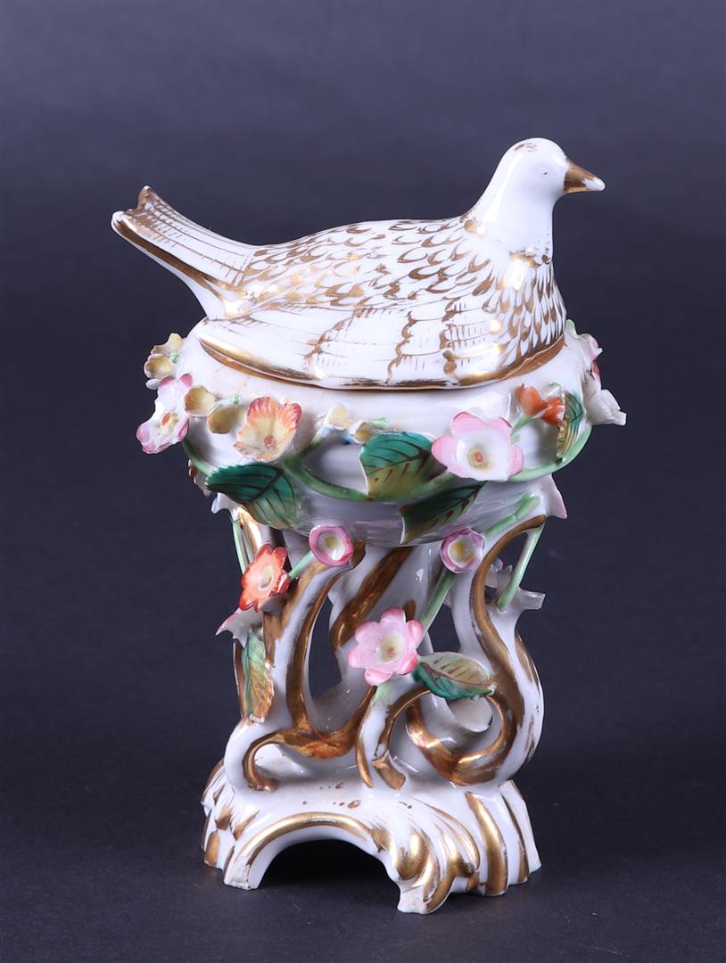 Lot of various porcelain objects including a Lladro swan. - Bild 12 aus 19