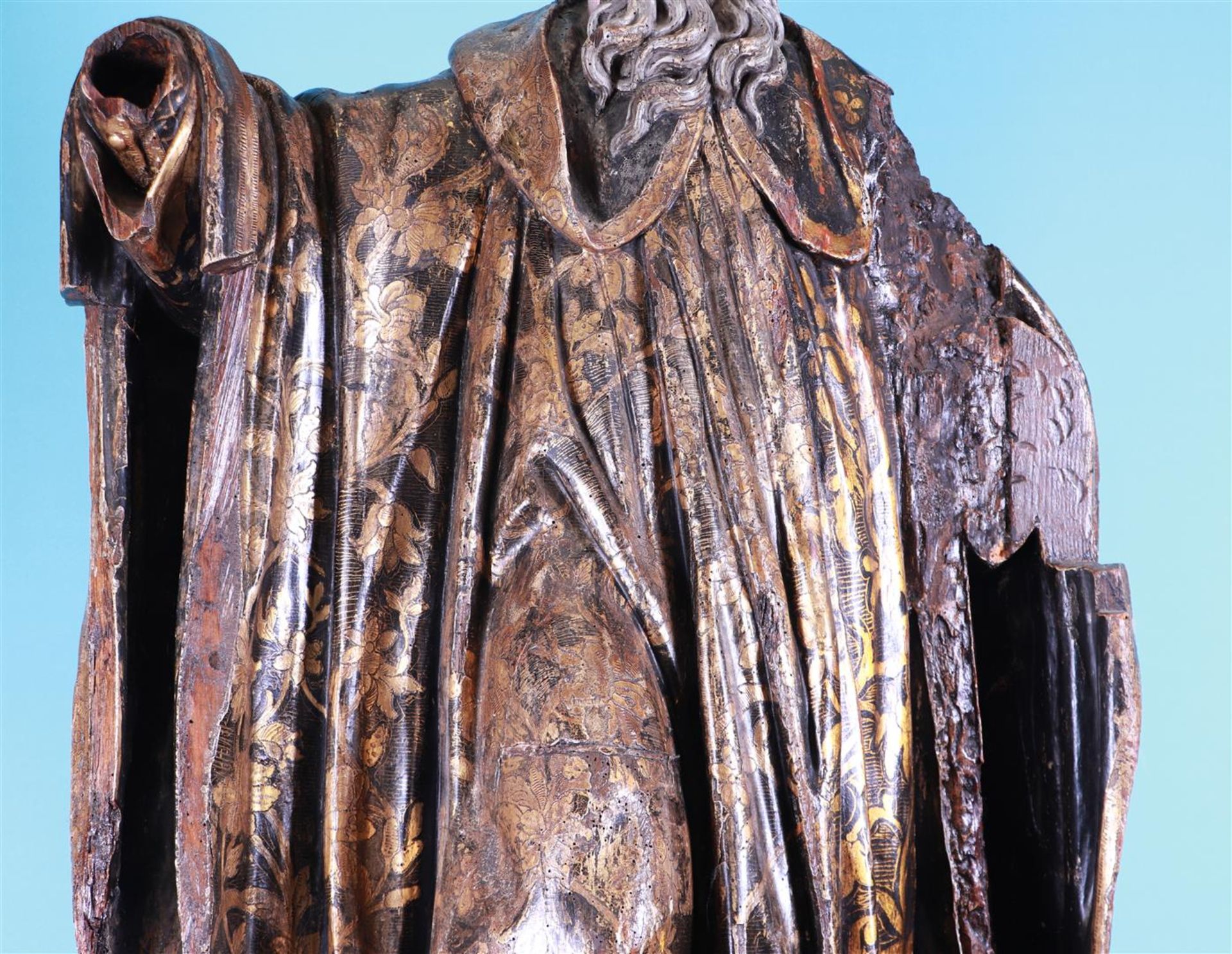 A polychromed and gilded wooden, hollow-carved statue of a Bishop (possibly St. Augustine), ca. 1700 - Image 2 of 4