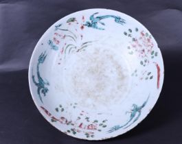A porcelain Swatow dish with bird decor. China 17th century.