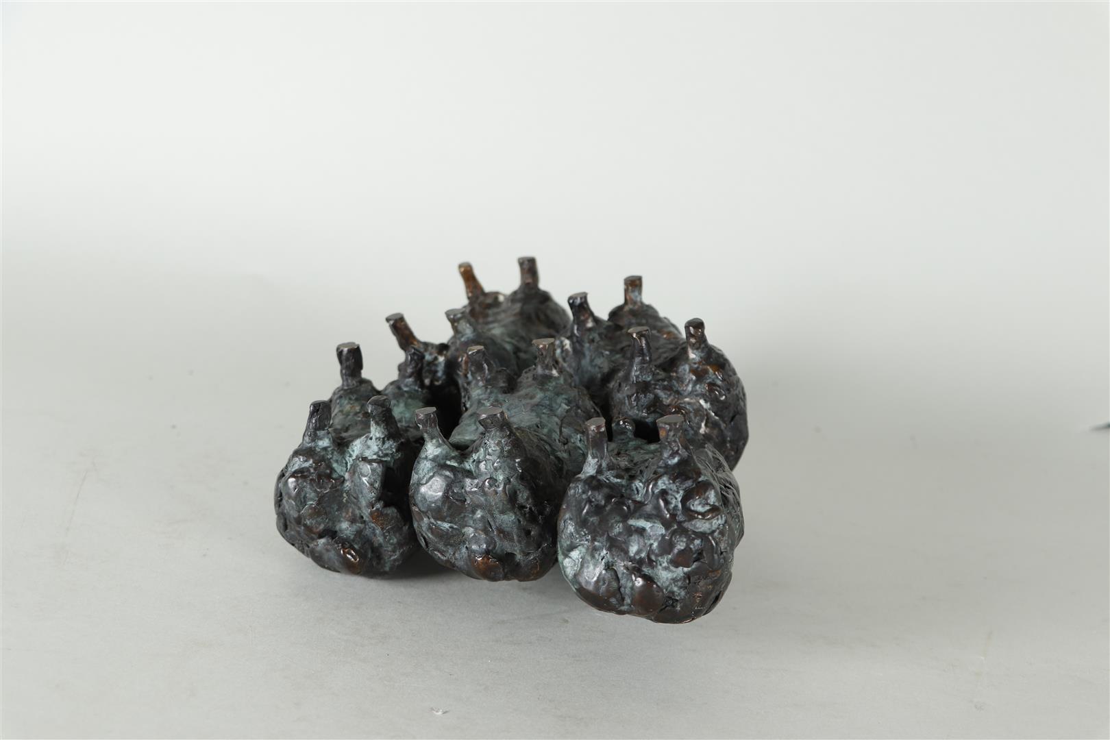 A lot consisting of bronze sheep and a duck. - Image 4 of 5