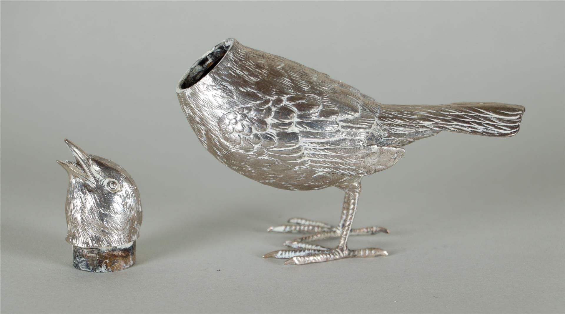 Silver table piece / spreader in the shape of a thrush - Image 7 of 7