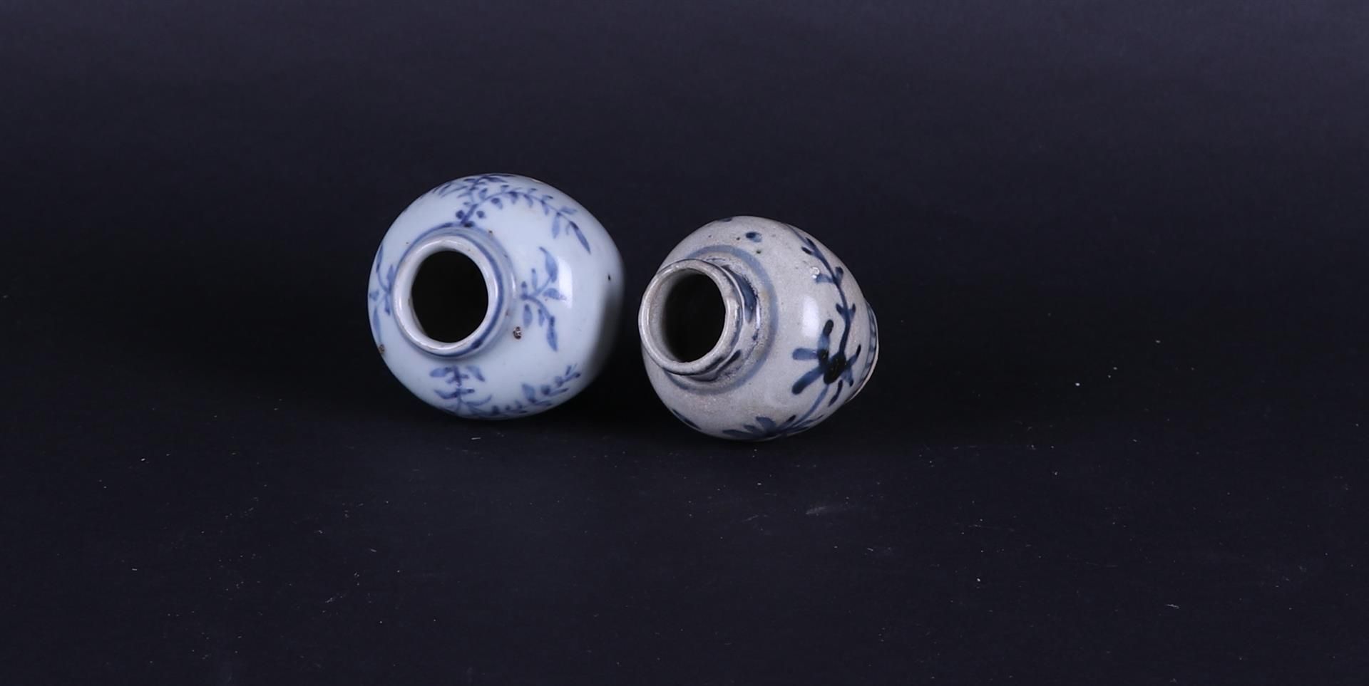 Two small porcelain storage jars with floral decoration. China, Ming period - Image 2 of 3