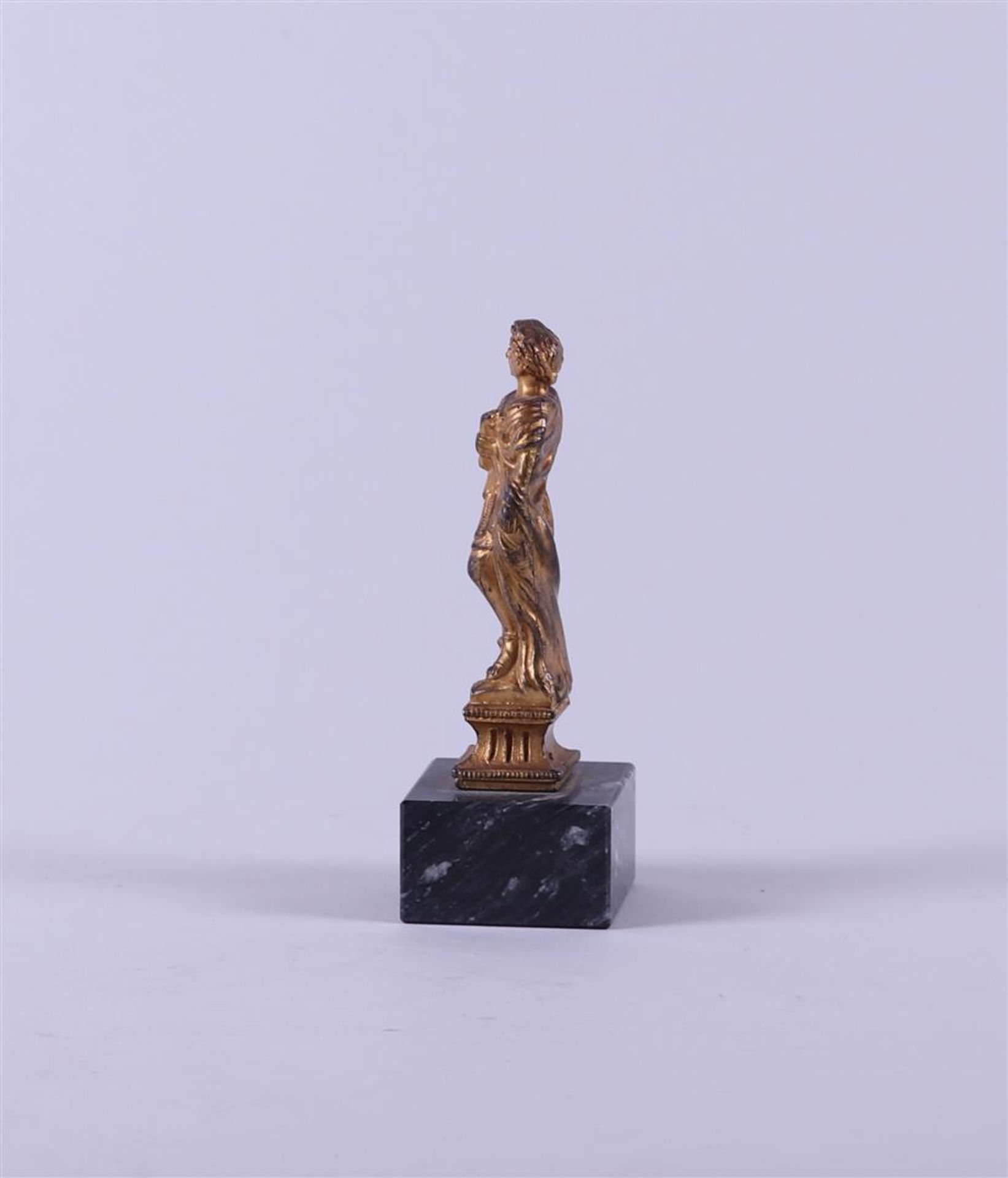 A French patinated bronze desk ornament depicting a Roman emperor.
 - Image 2 of 3