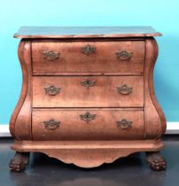 Mahogany Double-Curved Three-Drawer Chest of Drawers (Holland, 18th Century)