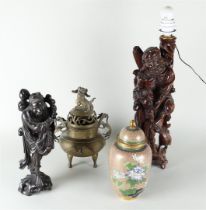 A lot of Asian art consisting of two wooden sculptures, an incense burner and a cloisonne lidded vas
