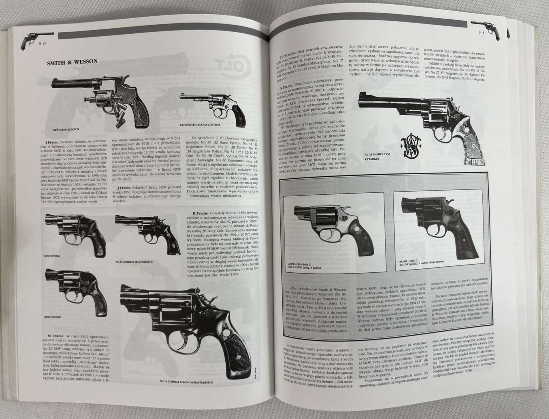 Polish Collectors Book on Revolvers & Pistols - Bidziński - Bild 2 aus 3