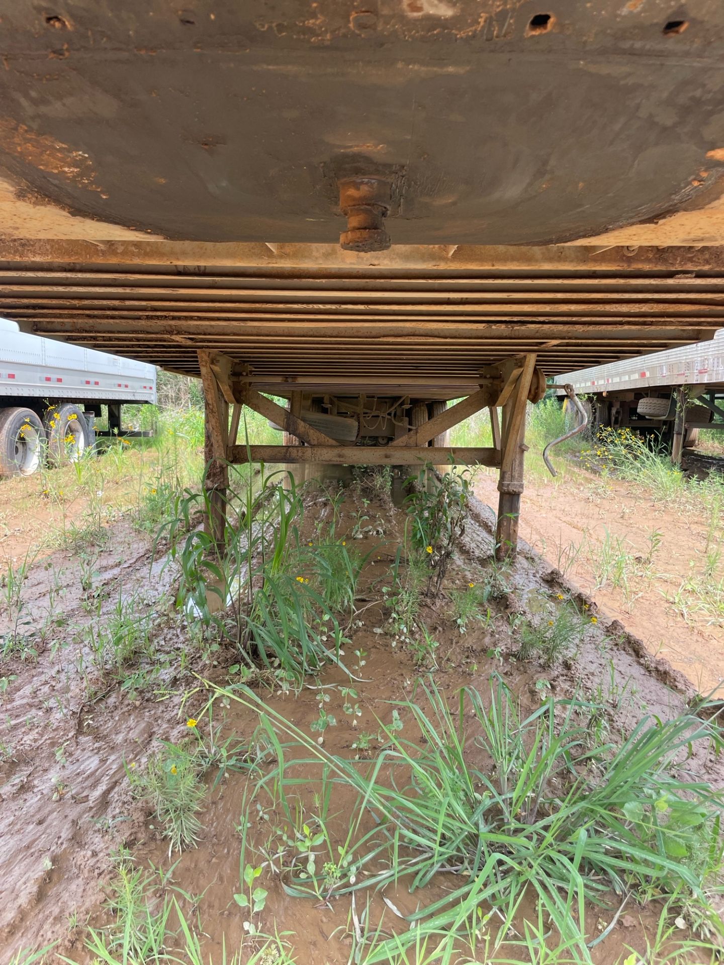 1990 Fruehauf Van Trailer 48’ Tandem Axle Has Title VIN 1H5V04824LM015501 - A $25 TITLE FEE WILL - Image 7 of 7