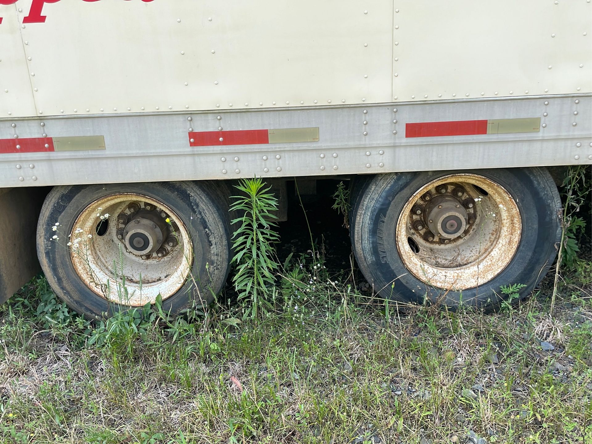 1998 Great Dane Low Boy Van Trailer 53’ Tandem Axle Has Title, VIN 1GRAA0623WB127709 - A $25 TITLE - Image 15 of 17