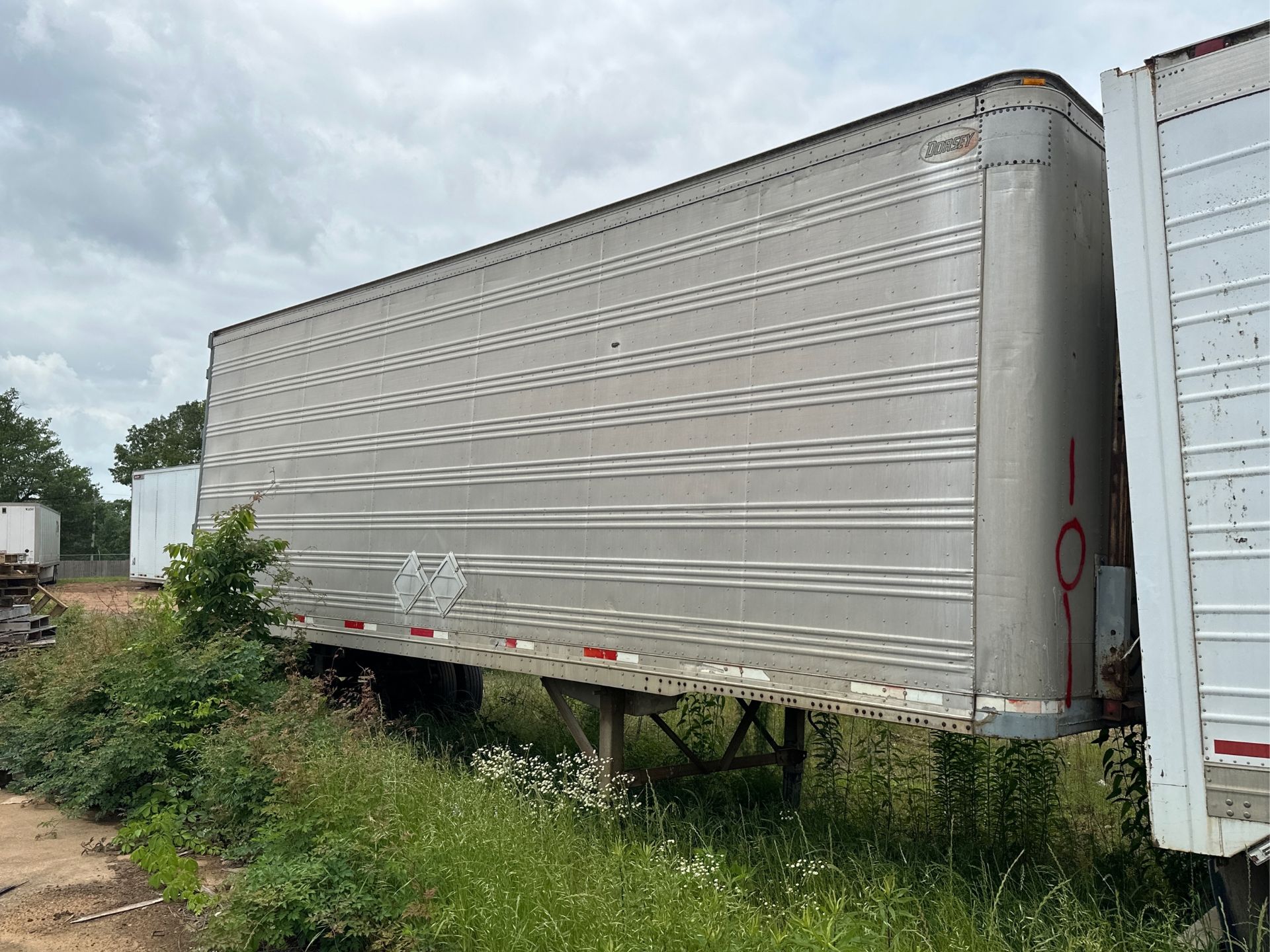 1996 Dorsey Van Trailer 8’6”x28’ Single Axle Has Title VIN 1DTV91C13TA251879 - A $25 TITLE FEE