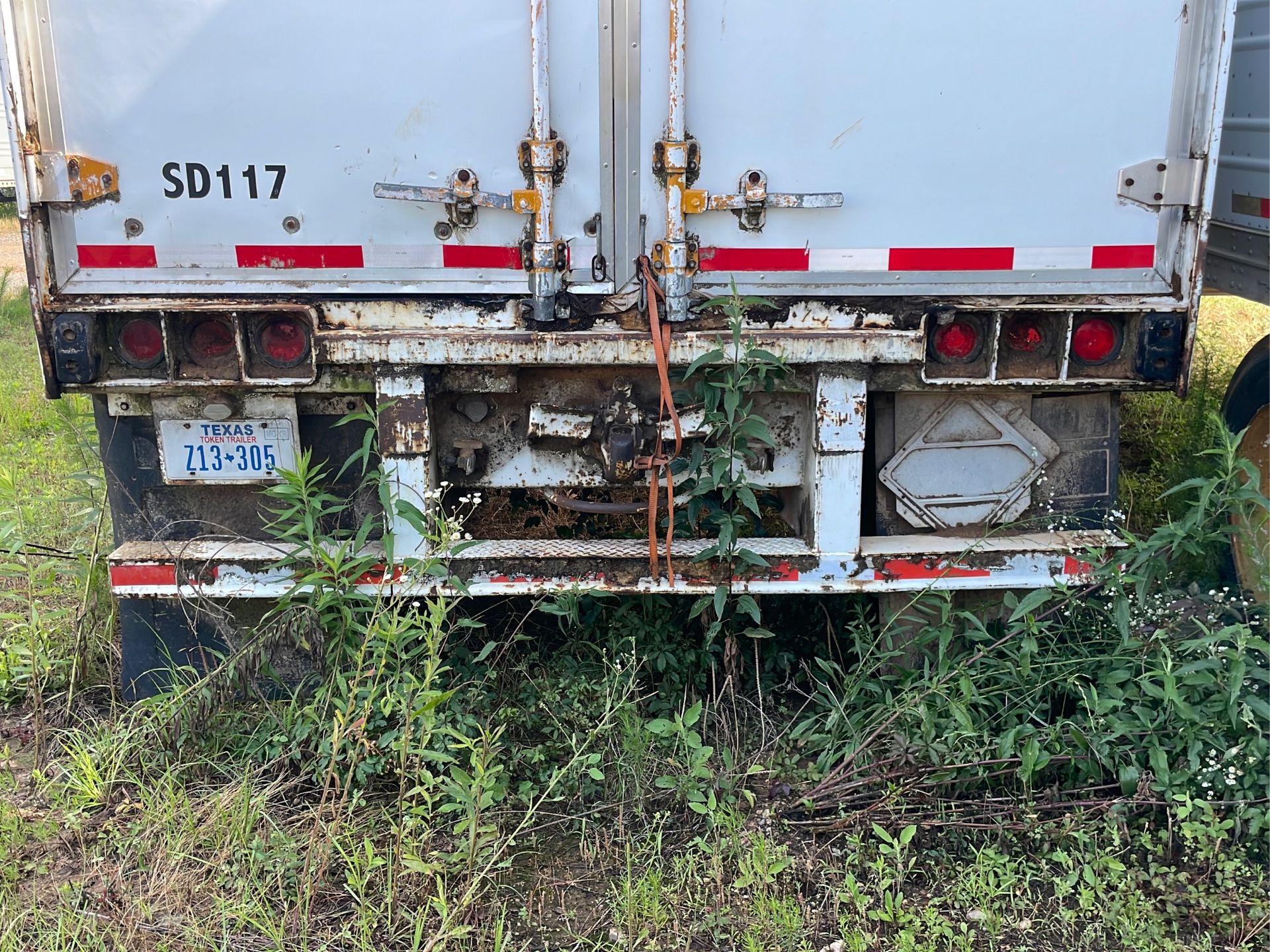 1998 Great Dane Van Trailer 8’6”x28’ Single Axle Model 7311 Has Title, VIN 1GRAA5618WB064711 - A $25 - Image 11 of 13