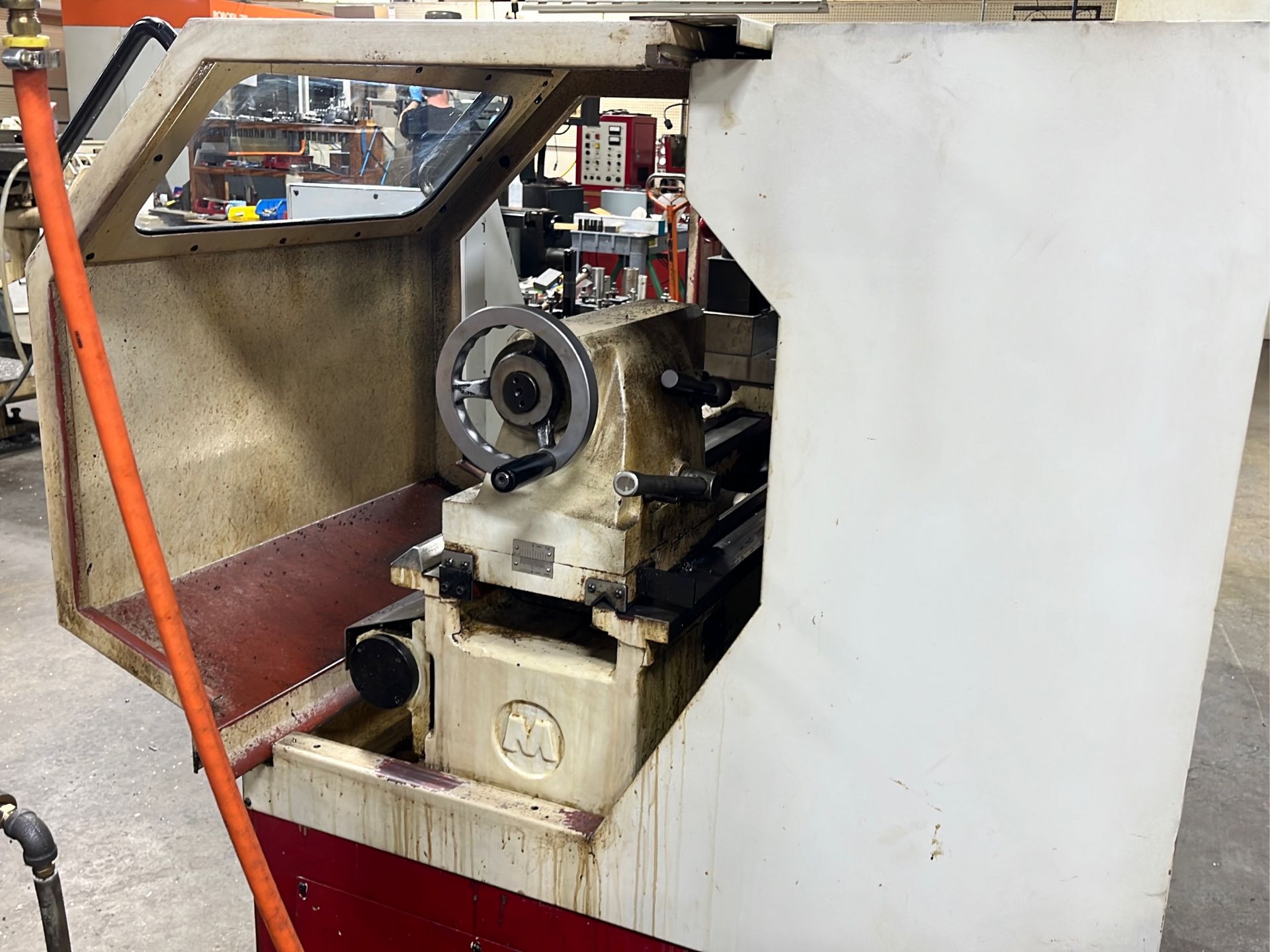 Fryer model ET-18 CNC lathe serial number 18086 - A $700 Rigging fee will be added to the winning in - Image 8 of 11
