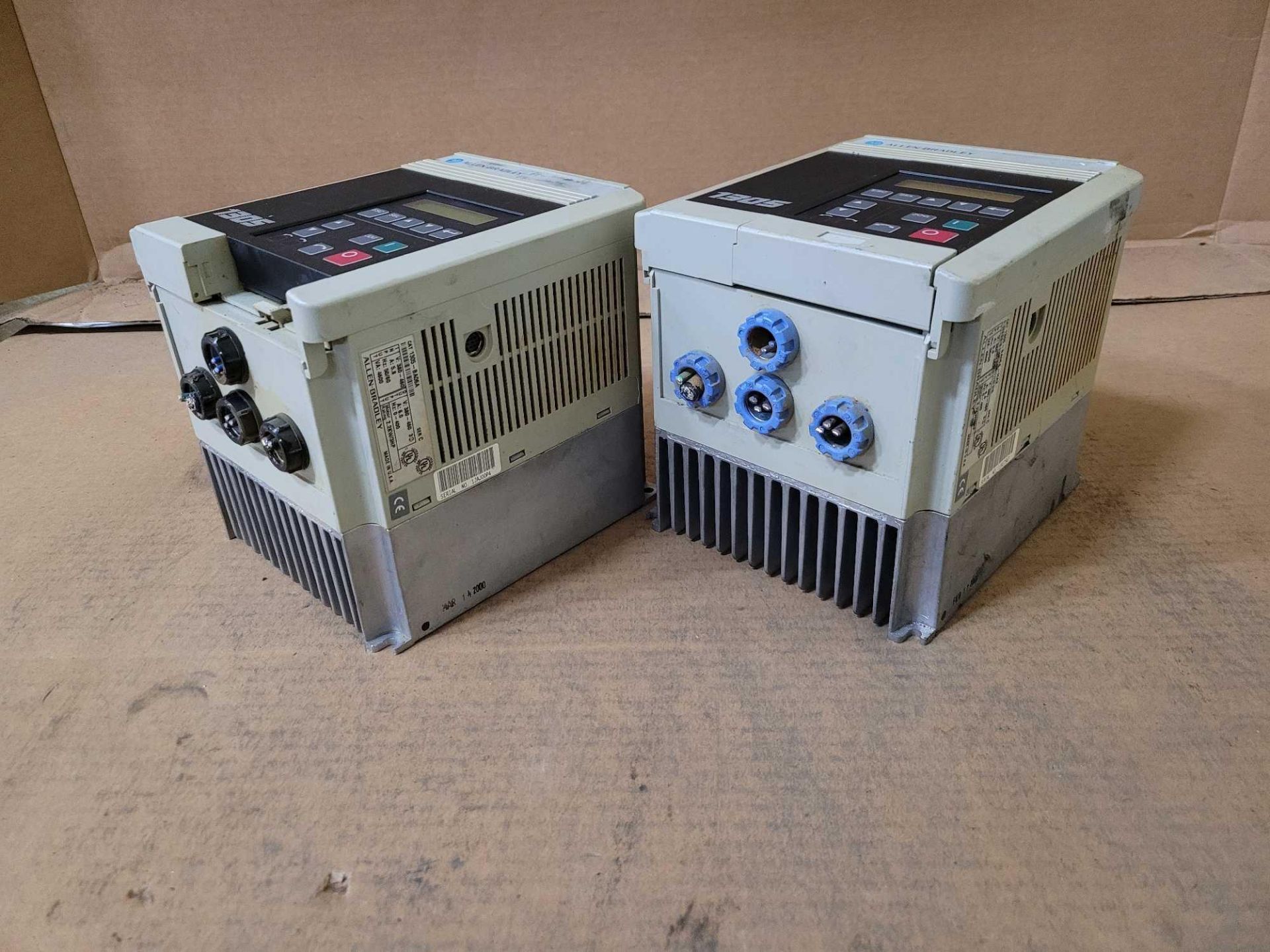 LOT OF 2 ALLEN BRADLEY 1305 AC DRIVE [1] 1305-BA06A-HA2 /C [1] 1305-BA06A /C