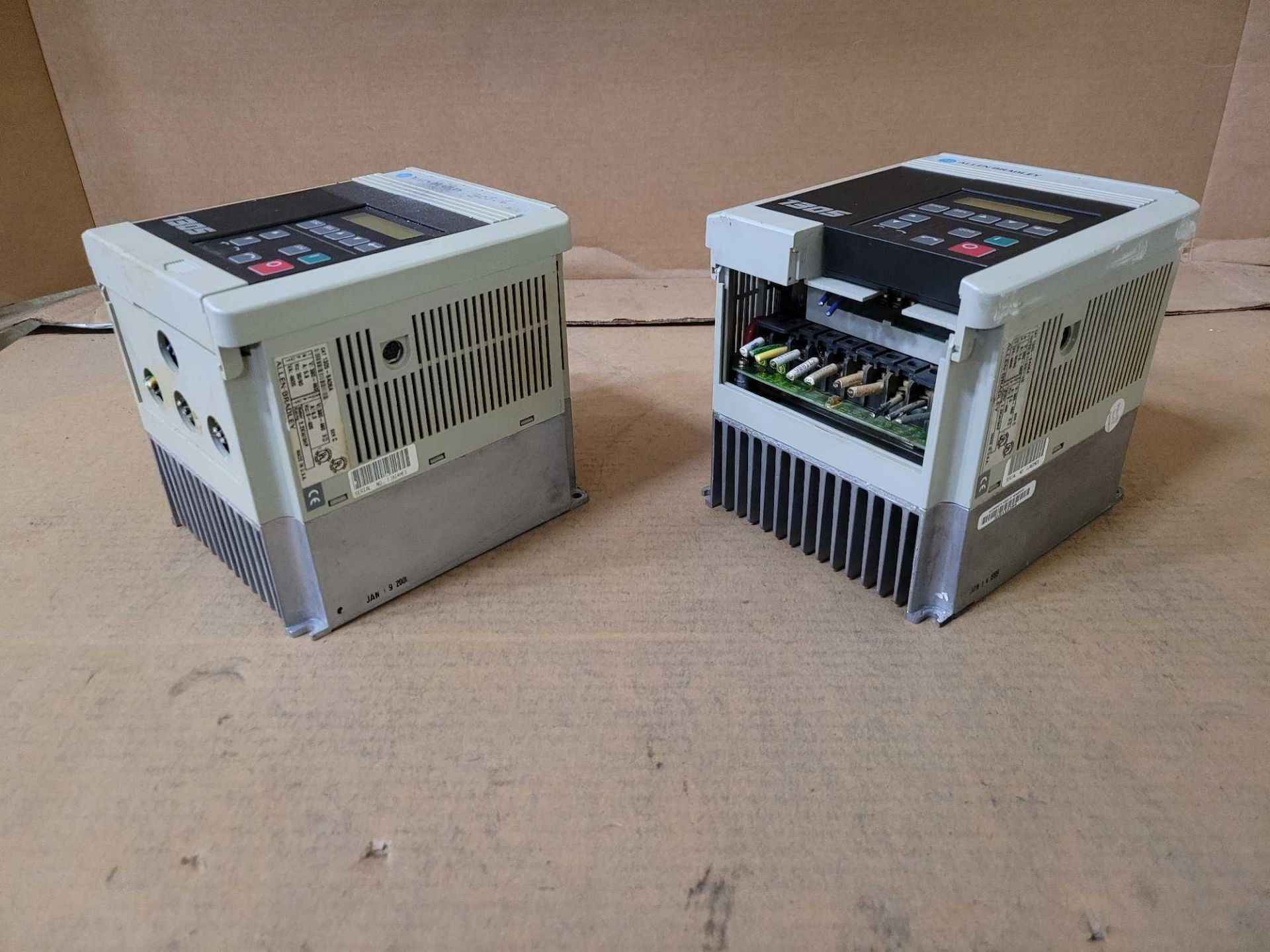 LOT OF 2 ALLEN BRADLEY 1305-BA06A /C 1305 AC DRIVE