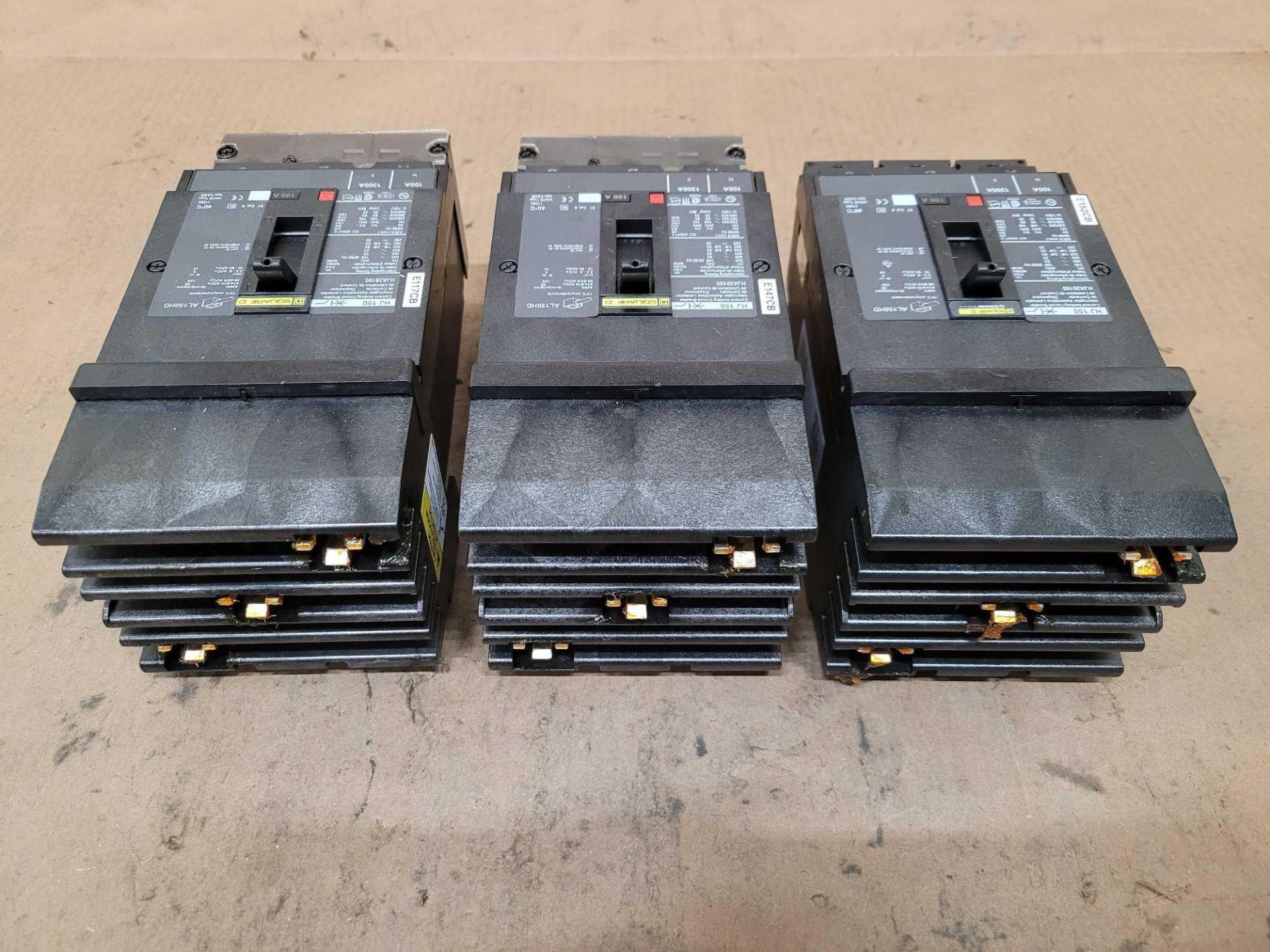 LOT OF 3 SQUARE D HJA36100 100 AMP CIRCUIT BREAKER - Image 2 of 3