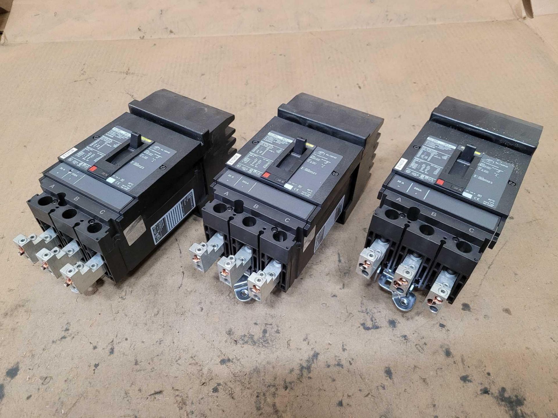 LOT OF 3 SQUARE D HJA36030 30 AMP CIRCUIT BREAKER