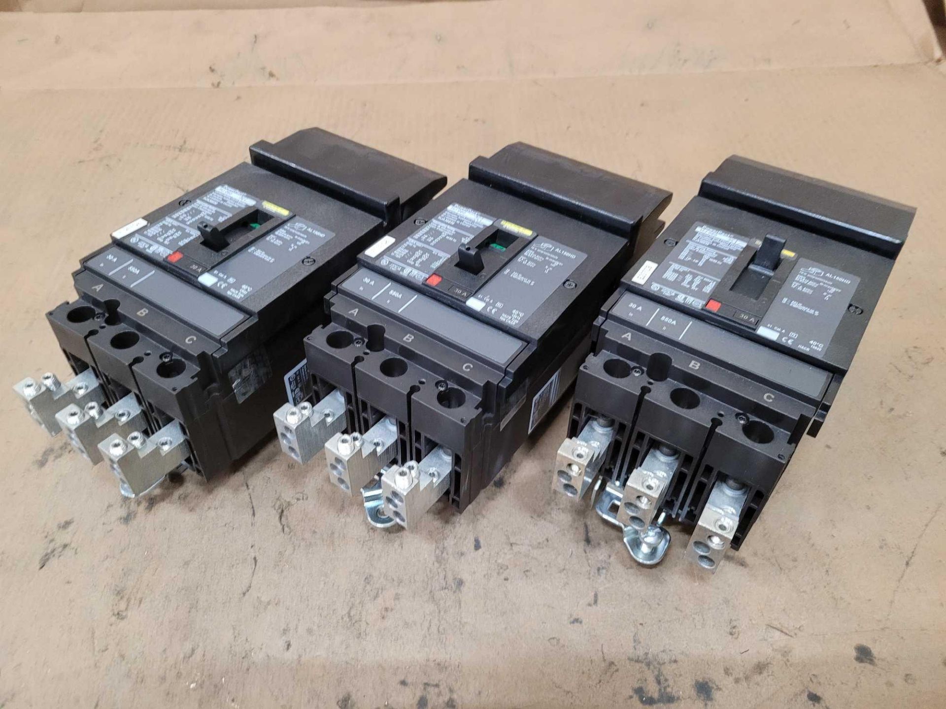 LOT OF 3 SQUARE D HJA36030 30 AMP CIRCUIT BREAKER