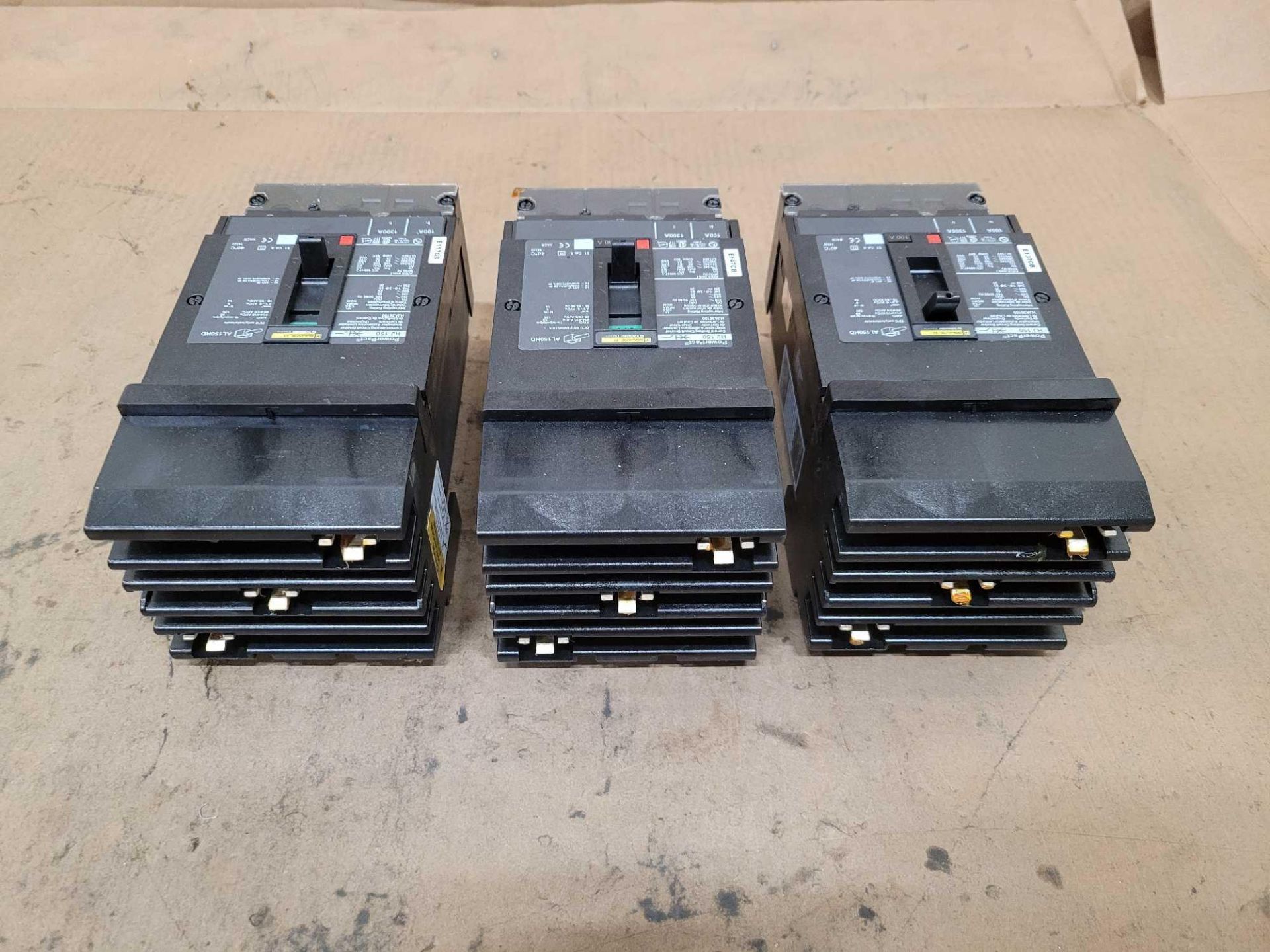 LOT OF 3 SQUARE D HJA36100 100 AMP CIRCUIT BREAKER - Image 2 of 3