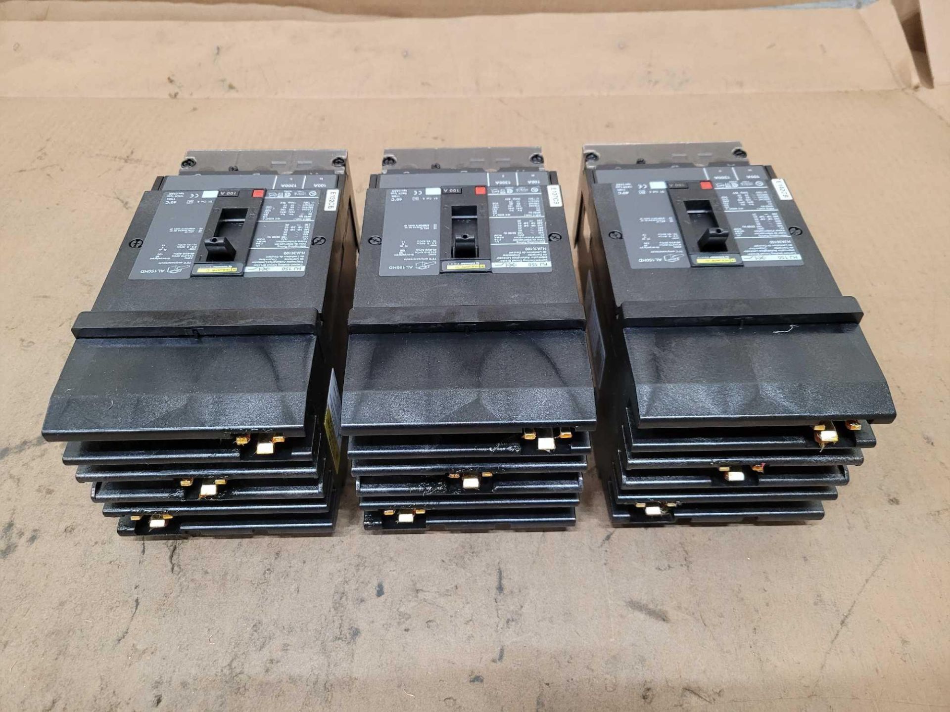 LOT OF 3 SQUARE D HJA36100 100 AMP CIRCUIT BREAKER - Image 2 of 3