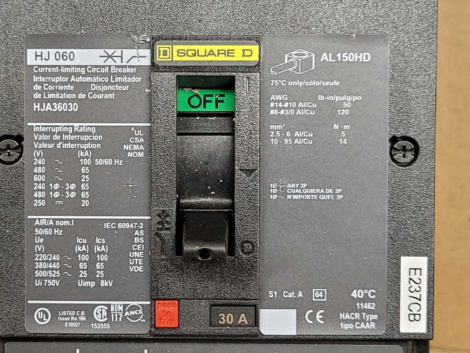 LOT OF 3 SQUARE D HJA36030 30 AMP CIRCUIT BREAKER - Image 4 of 4