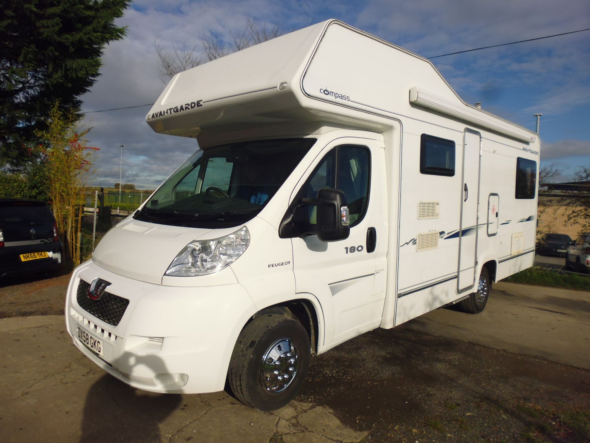 2008/58 PEUGEOT BOXER WHITE COMPASS AVANT-GARDE MOTORHOME 335 MWB *NO VAT*