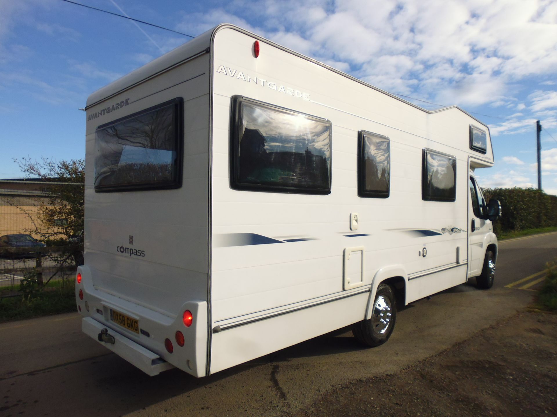 2008/58 PEUGEOT BOXER WHITE COMPASS AVANT-GARDE MOTORHOME 335 MWB *NO VAT* - Image 3 of 18