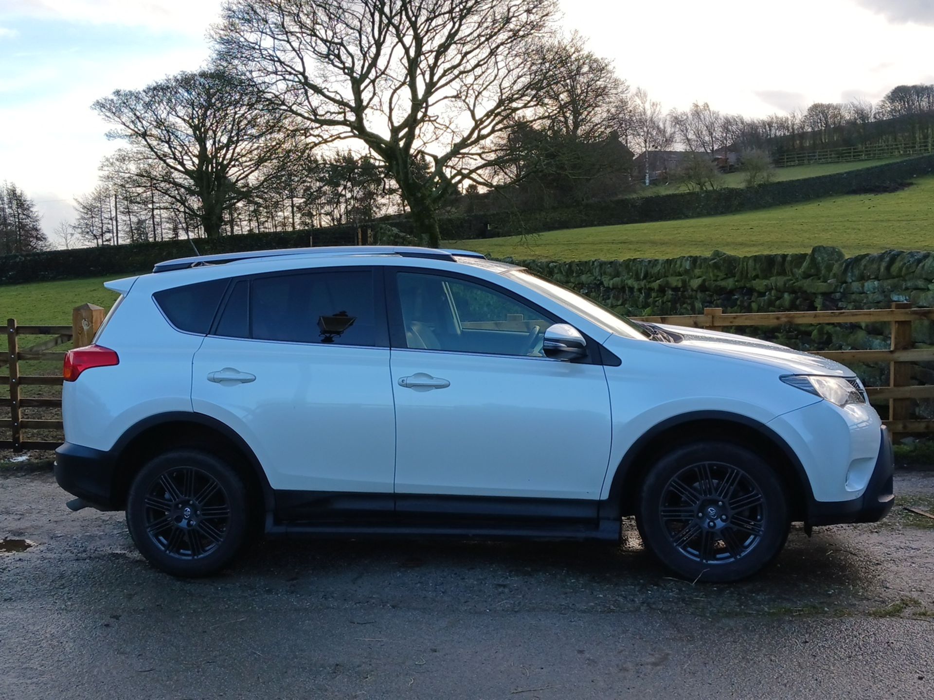 2014 TOYOTA RAV4 INVINCIBLE D-4D AUTO SUV ESTATE, RARE MODEL *NO VAT* - Image 5 of 13