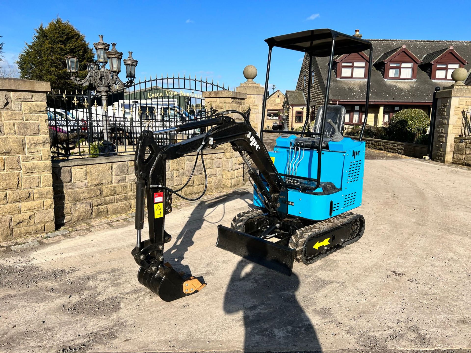 New And Unused JPC HT15 1.5 Tonne Diesel Mini Digger With Blade - Runs Drives And Digs *PLUS VAT* - Image 3 of 9