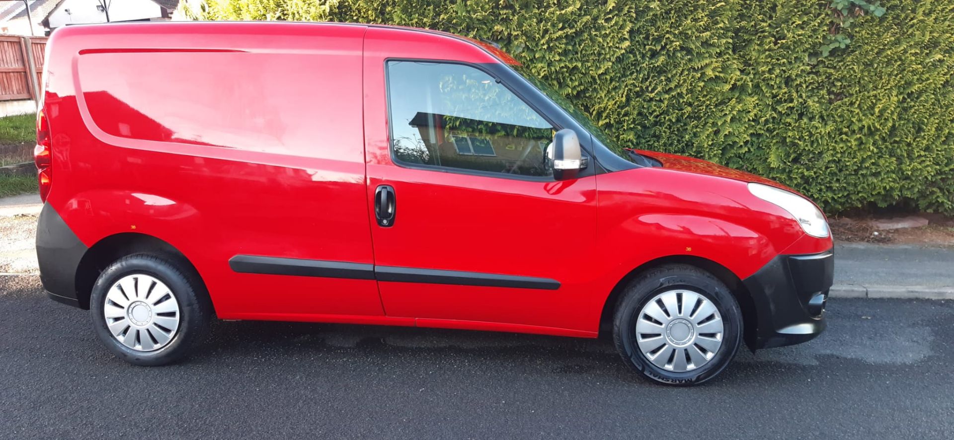 37,757 MILES 2013 FIAT DOBLO 16V MULTIJET RED PANEL VAN *No VAT* - Image 5 of 13