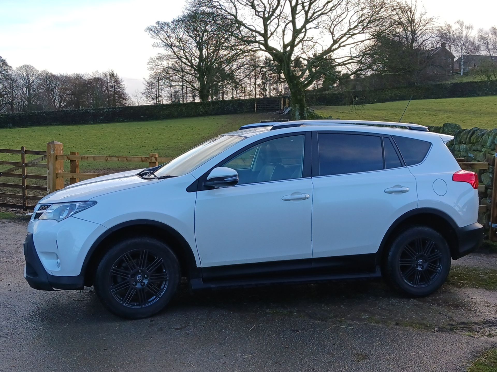 2014 TOYOTA RAV4 INVINCIBLE D-4D AUTO SUV ESTATE, RARE MODEL *NO VAT* - Image 6 of 13