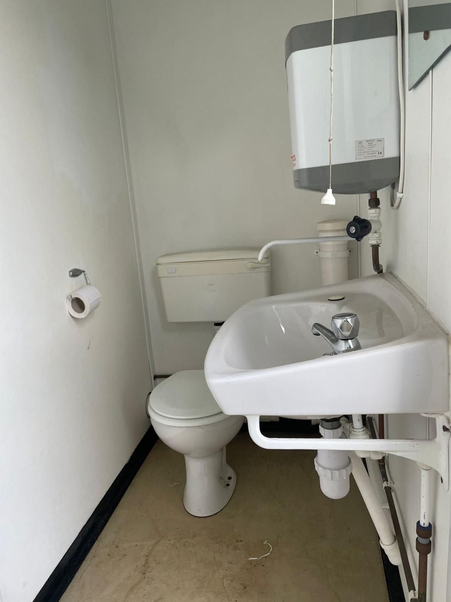CONTAINER TOILET BLOCK WITH PRIVATE TOILET ON THE SIDE! *PLUS VAT* - Image 11 of 11