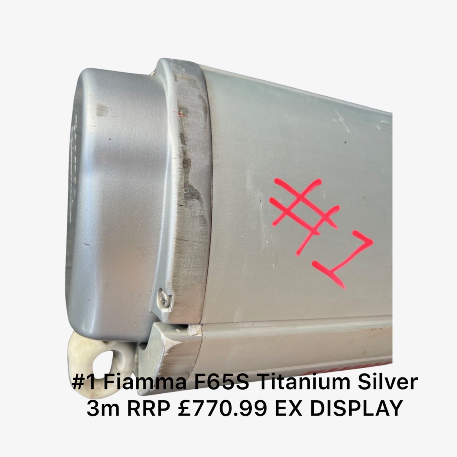 Fiamma F65S Titanium Silver 3m RRP £770.99 ex display *NO VAT* - Image 2 of 4