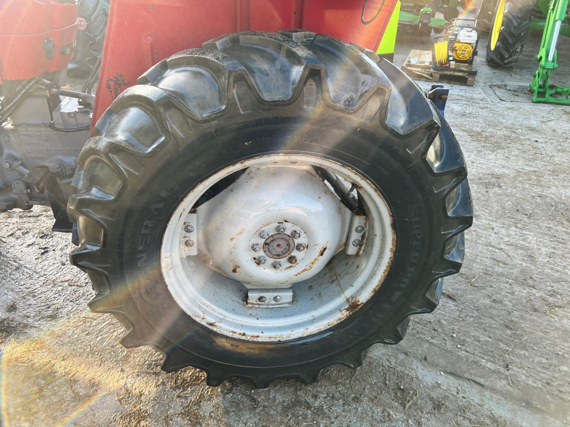 Massey Ferguson 350 Tractor - Showing A Low 1203 Hours! *PLUS VAT* - Image 21 of 22