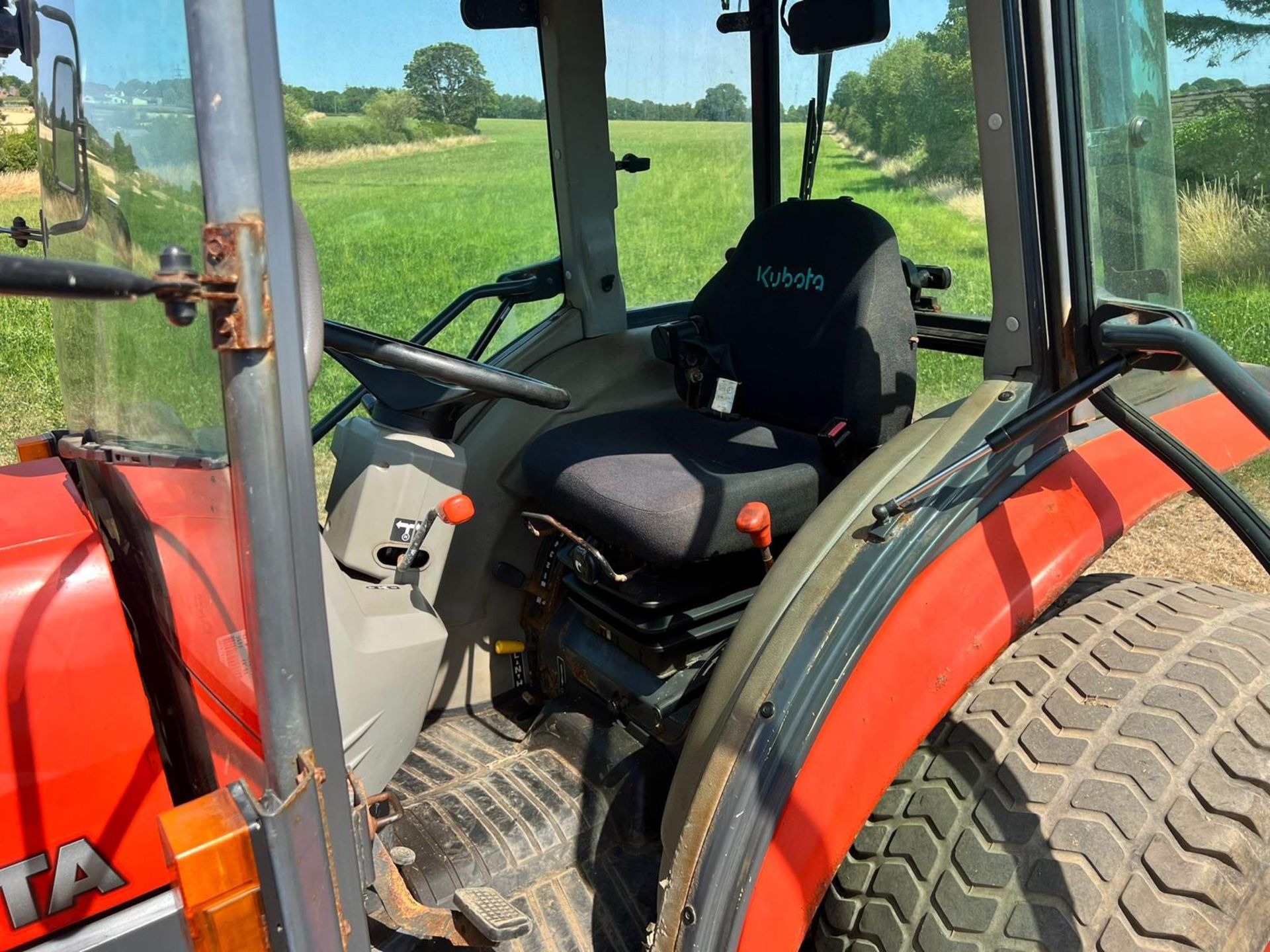 Kubota L5040 52HP 4WD Compact Tractor *PLUS VAT* - Image 10 of 18