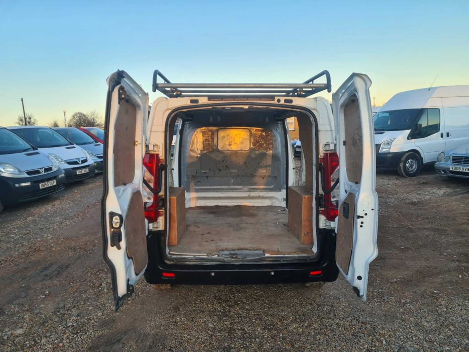 2015 CITROEN DISPATCH 1000 L1H1 EN-RISE HDI WHITE PANEL VAN *NO VAT* - Image 11 of 15