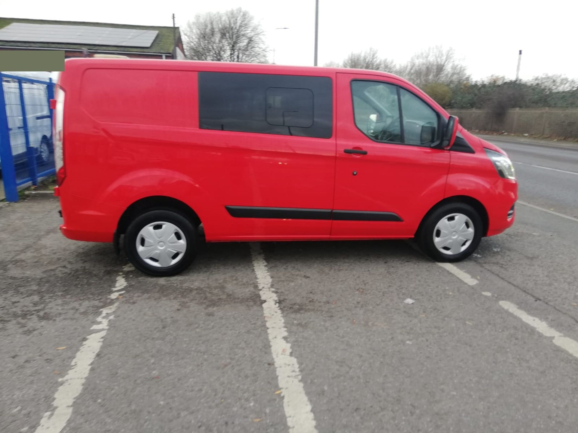 2018 FORD TRANSIT CUSTOM 320 TREND RED DOUBLE CAB - 120,000 MILES *PLUS VAT* - Image 5 of 12