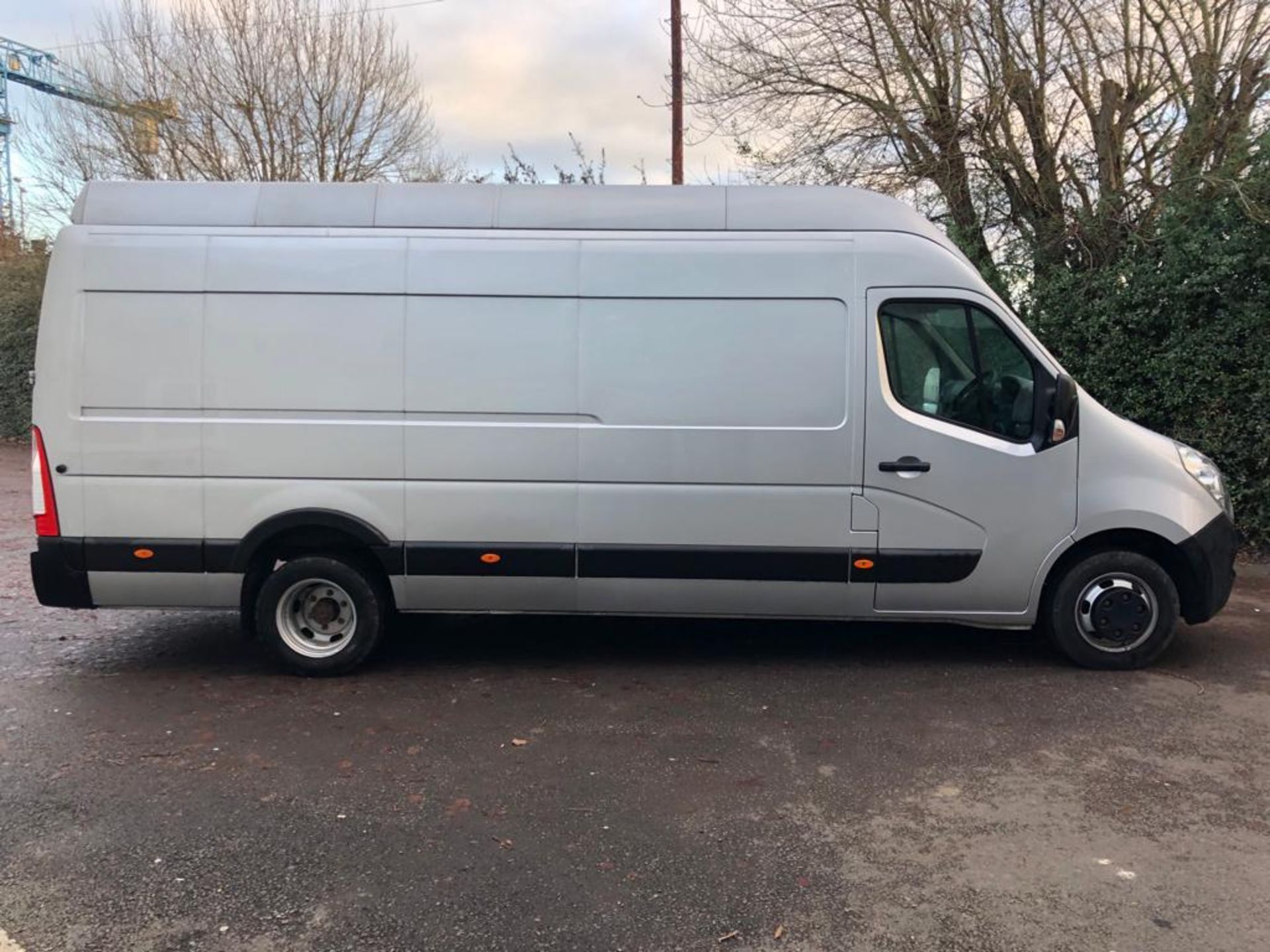 2016 Vauxhall Movano R4500 L4H3 2.3 CDTi 163 Biturbo Highroof Van - Image 2 of 17