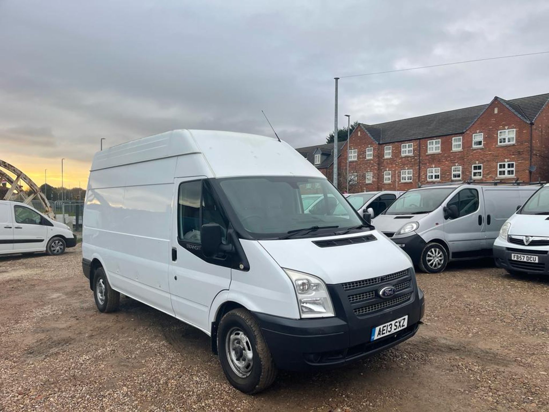 2013 FORD TRANSIT 100 T350 RWD WHITE PANEL VAN *NO VAT*