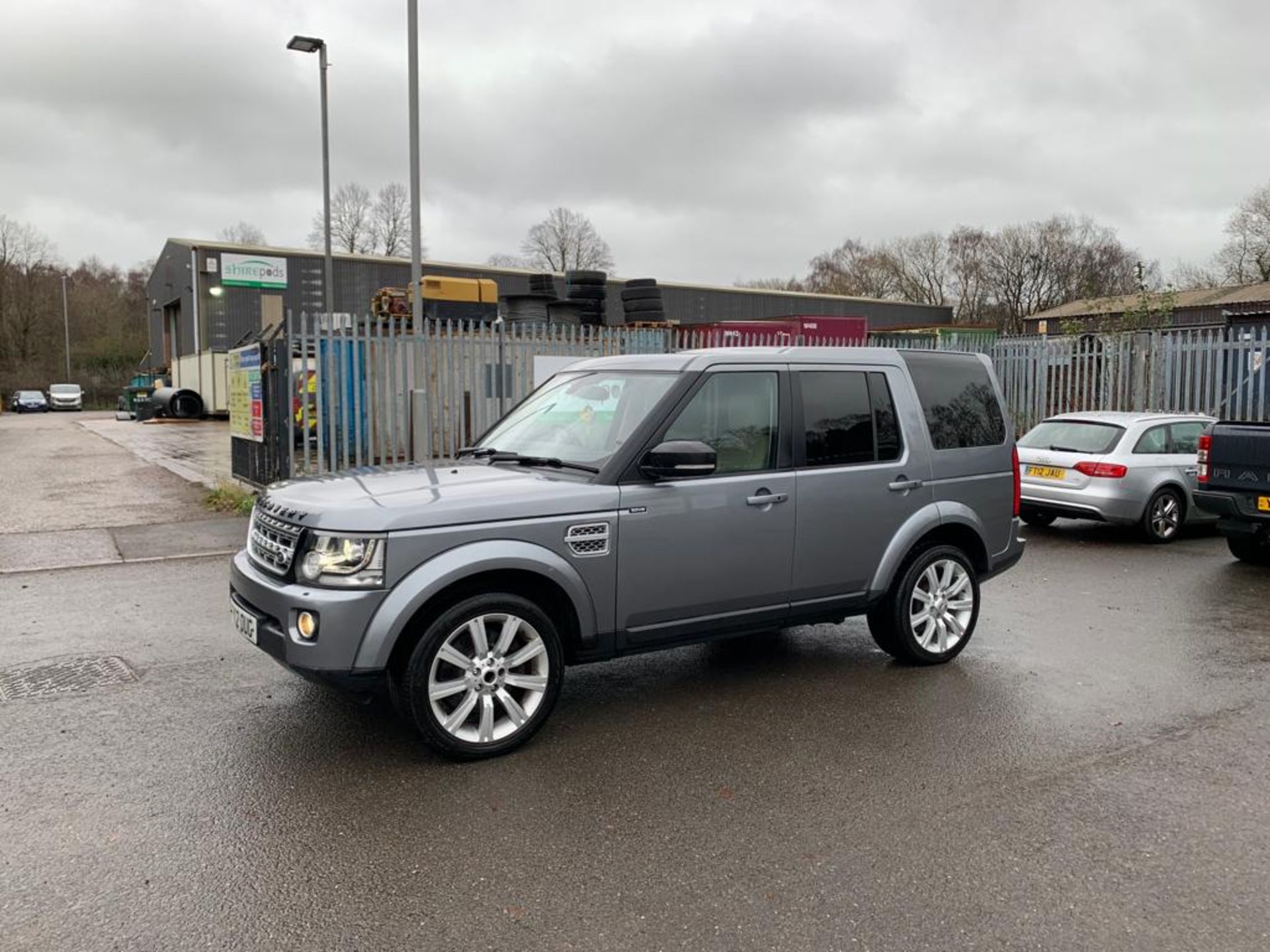 2012 LAND ROVER DISCOVERY SDV6 AUTO 255 GREY COMMERCIAL *PLUS VAT* - Image 4 of 16