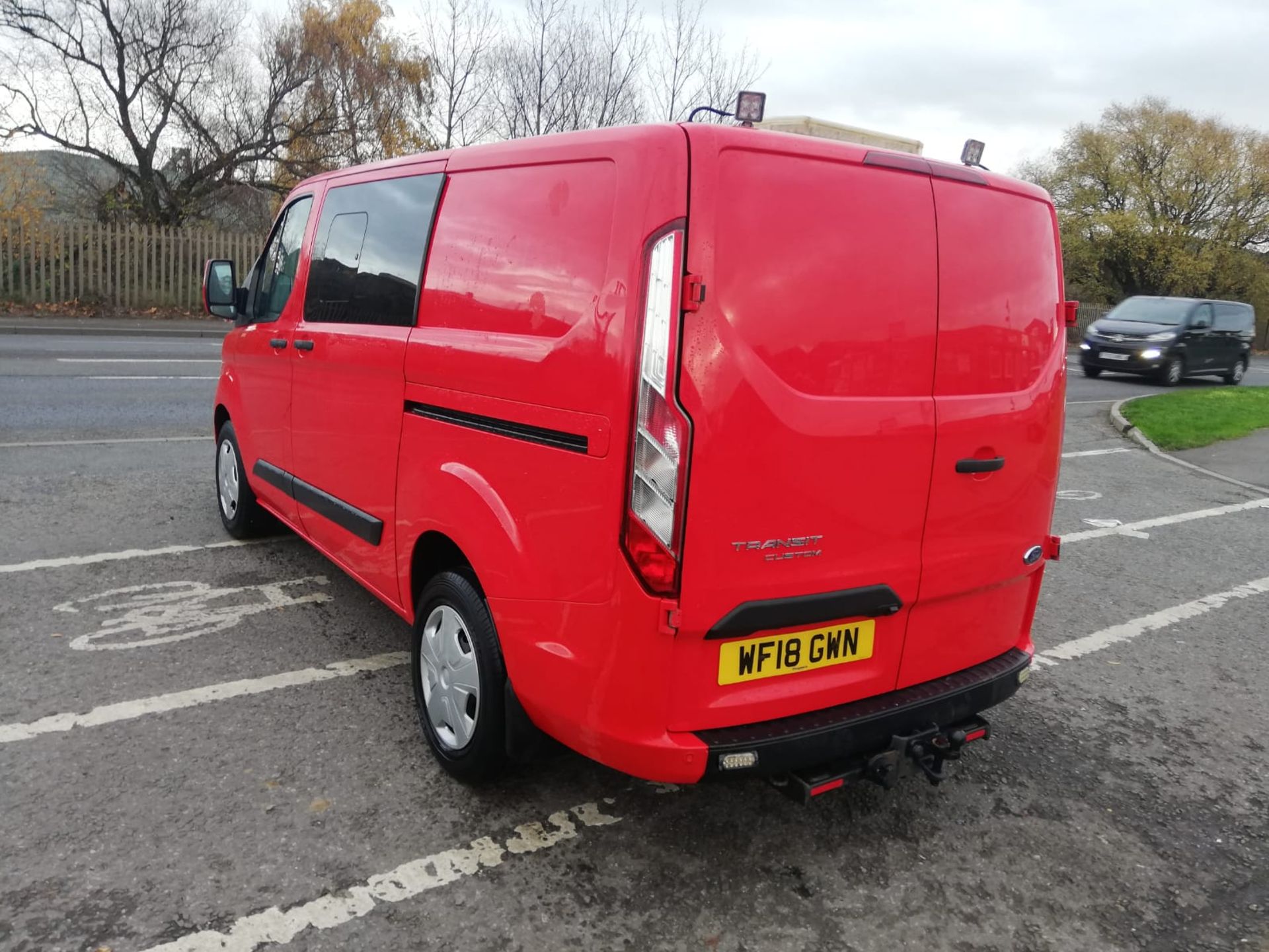 2018 FORD TRANSIT CUSTOM 320 TREND RED DOUBLE CAB - 120,000 MILES *PLUS VAT* - Image 7 of 12