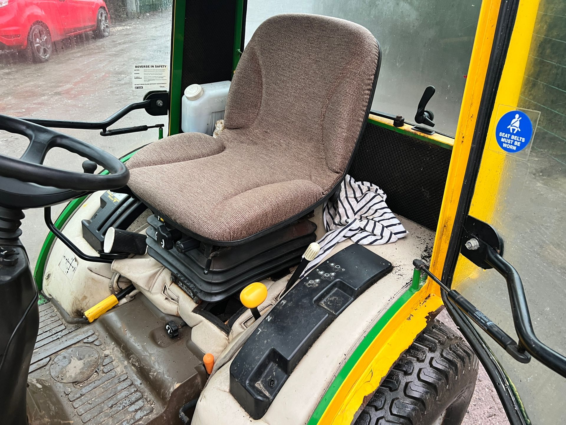 2010 John Deere 2320 HST 24HP 4WD Compact Tractor With Hydraulic Front Blade *PLUS VAT* - Image 17 of 21