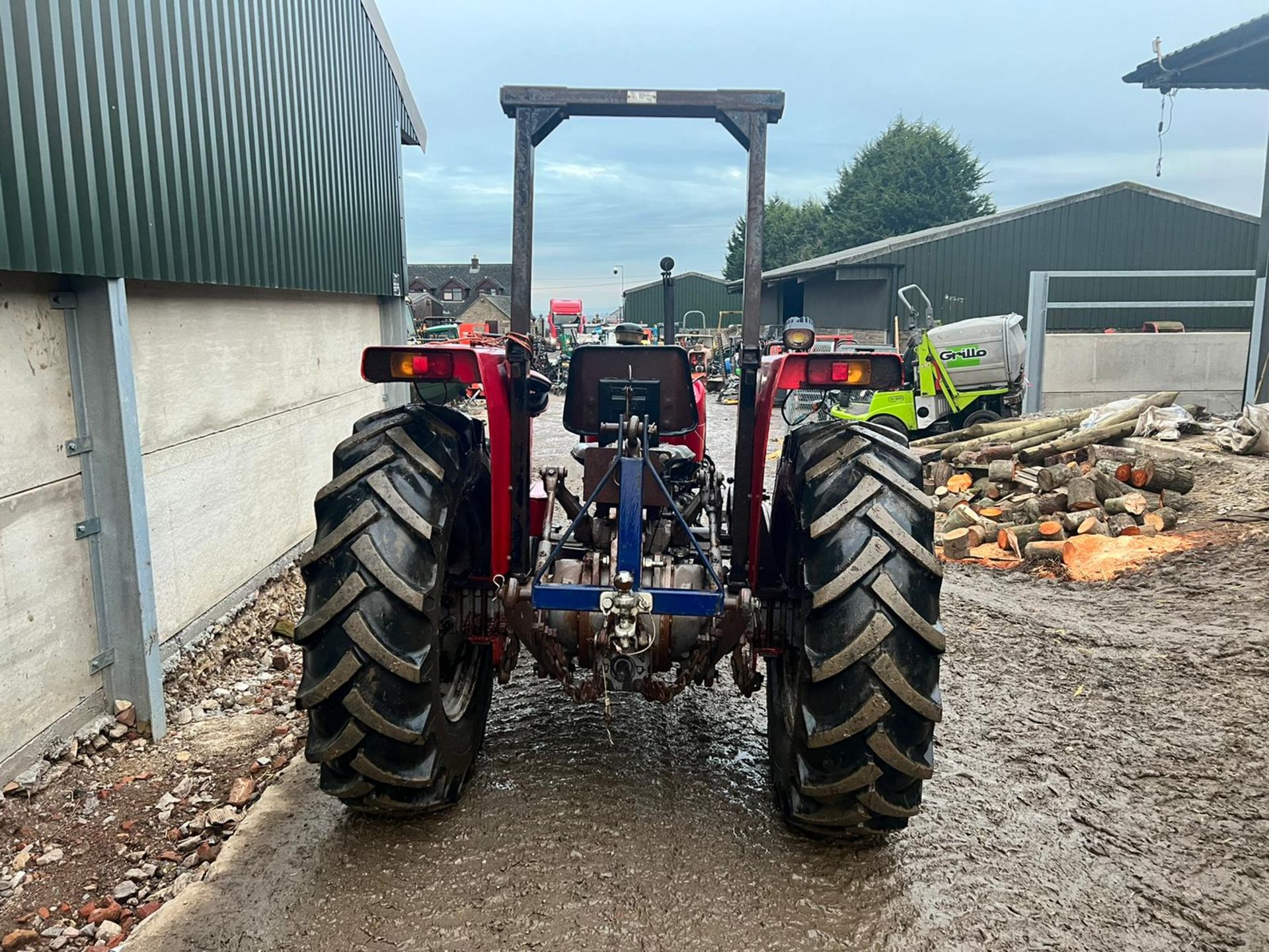 MASSEY FERGUSON 350 52hp 2WD TRACTOR, RUNS DRIVES AND WORKS, SHOWING A LOW 1200 HOURS - Image 6 of 16