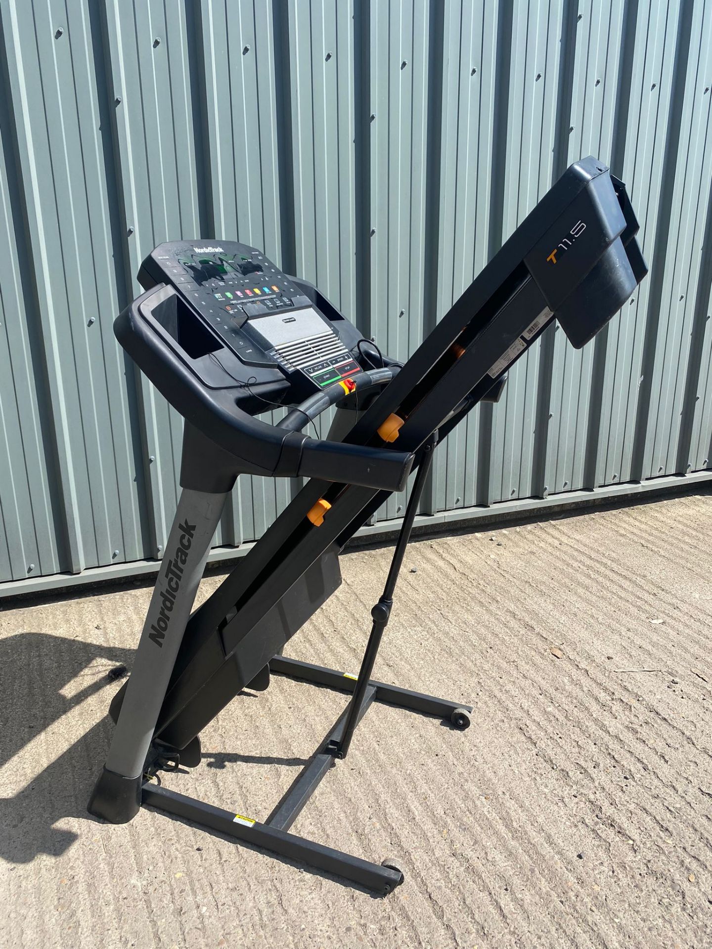 Nordic track t11.5 folding treadmill *PLUS VAT*   COLLECTION FROM TUXFORD - Image 2 of 3