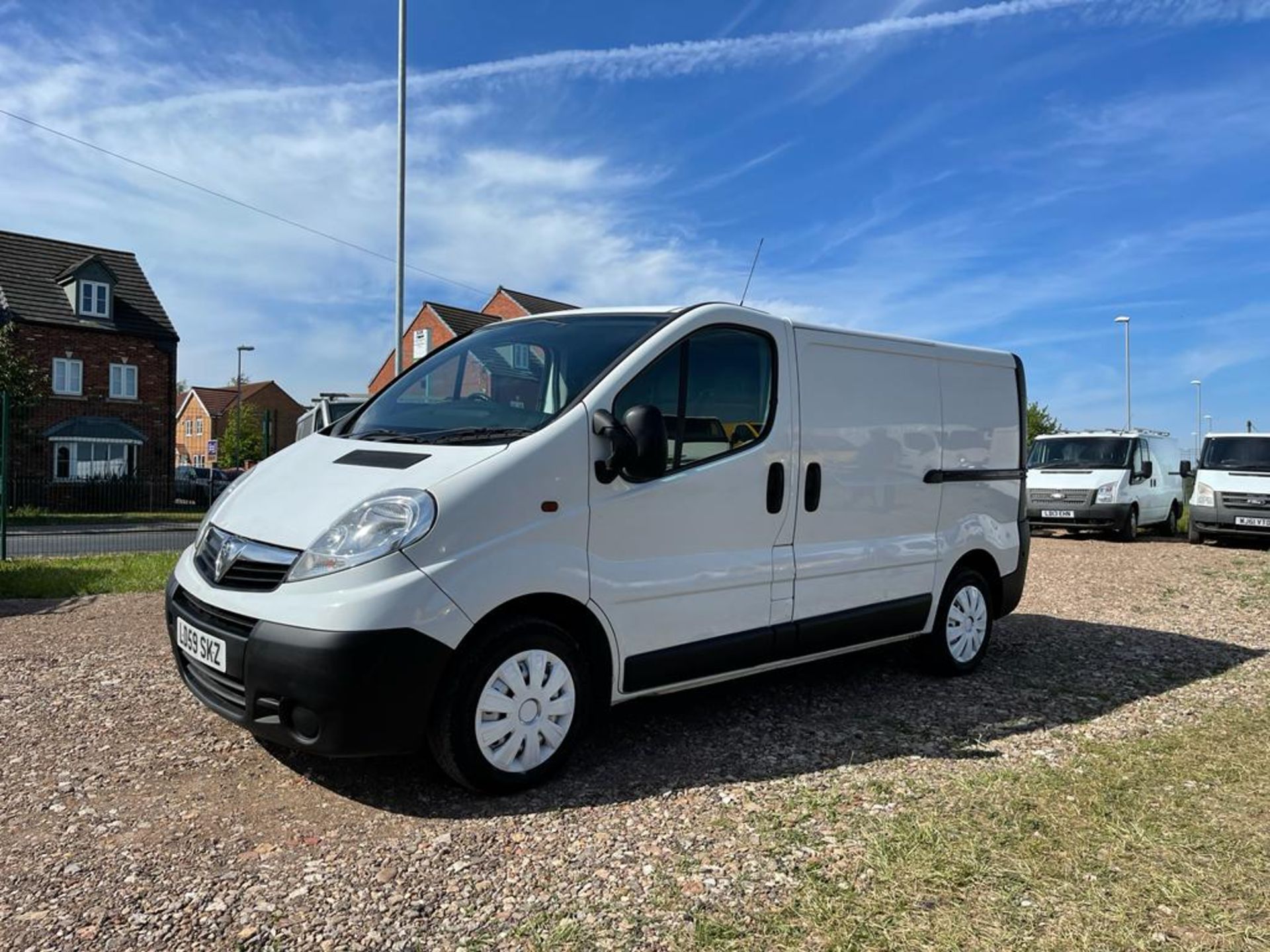 2009/59 VAUXHALL VIVARO 2700 CDTI SWB WHITE PANEL VAN *NO VAT*