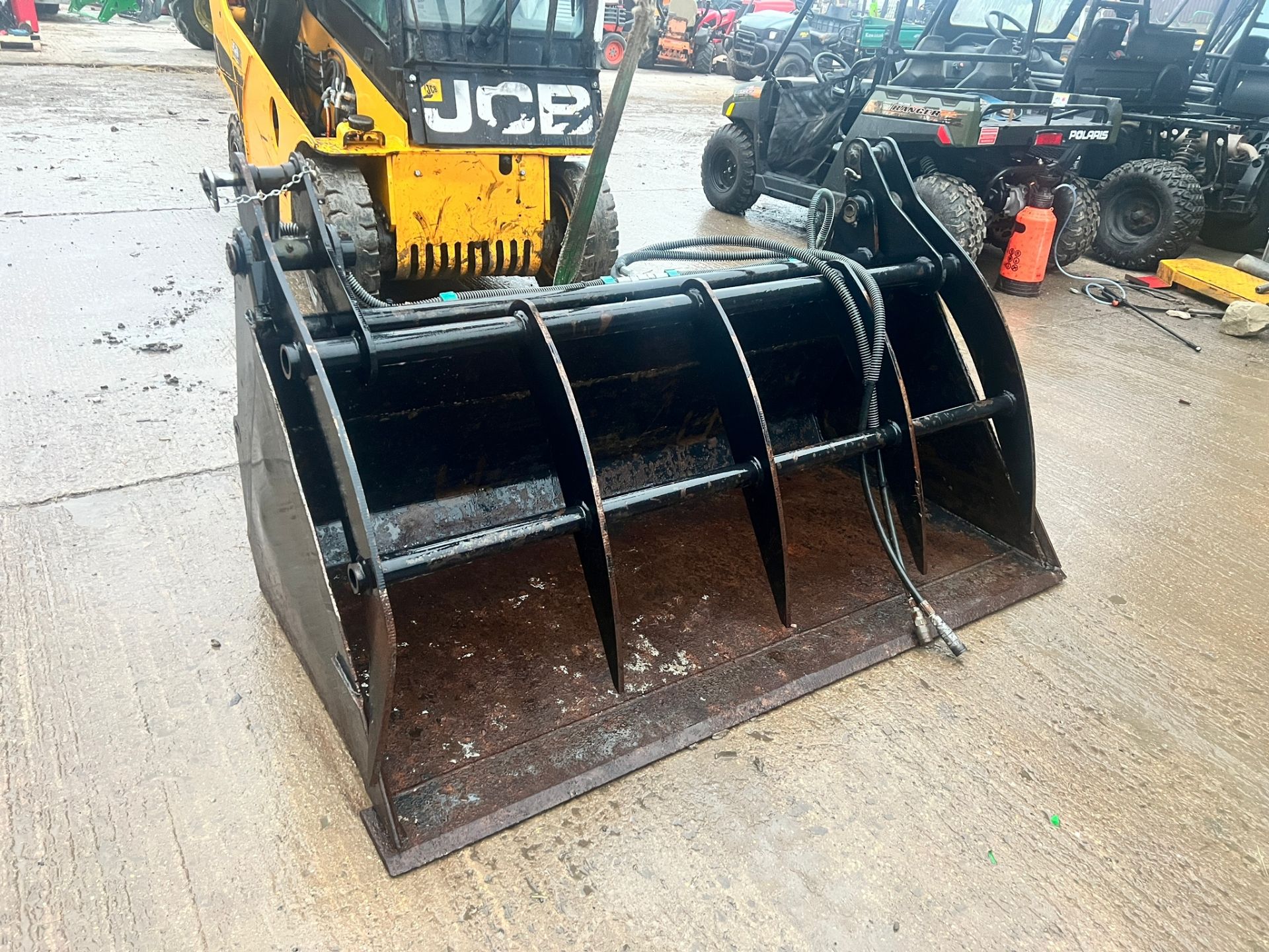 Abiljo 72” Hydraulic Bucket Grab *PLUS VAT* - Image 3 of 14