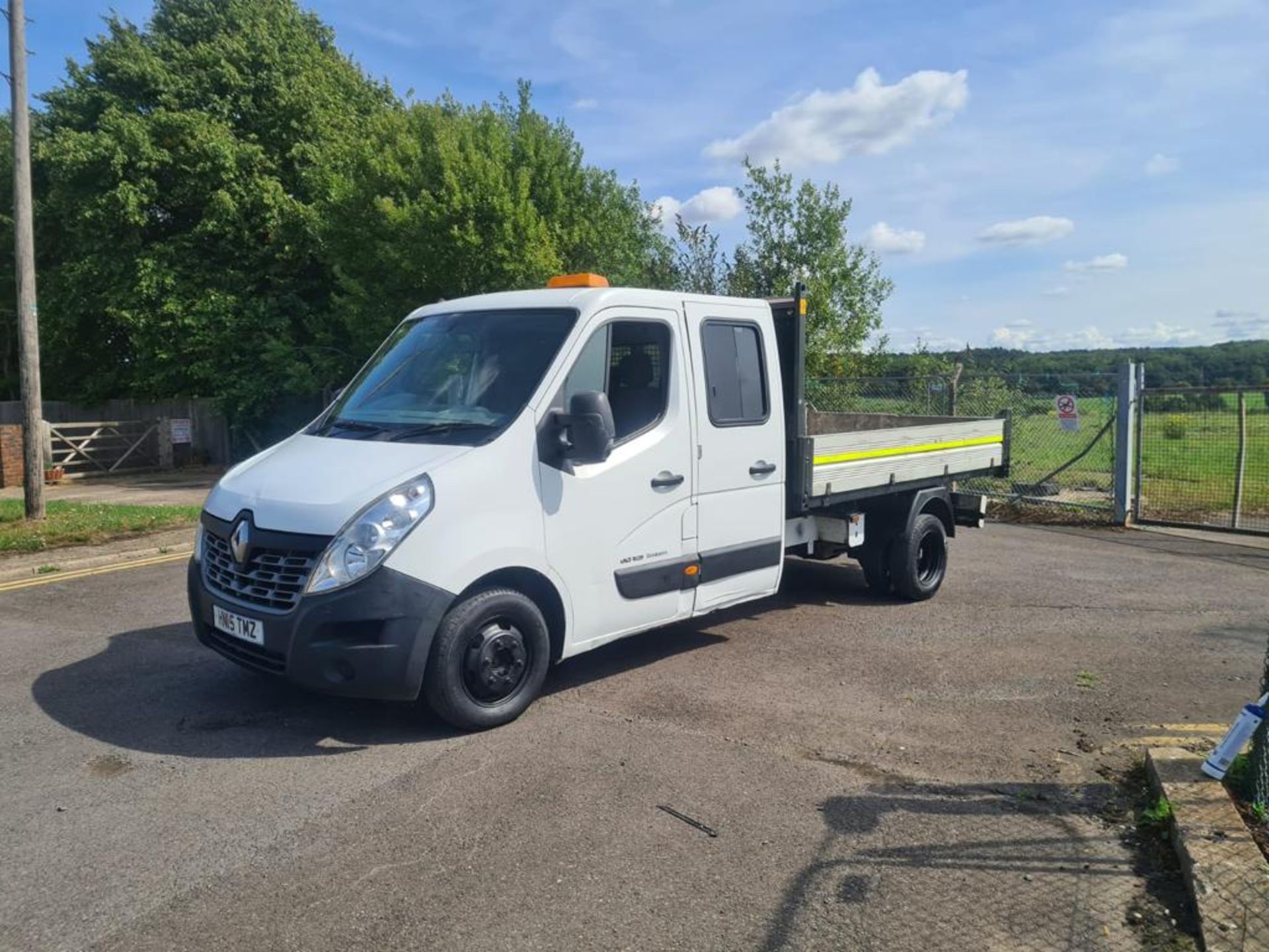 2015 RENAULT MASTER LL35 BUSINESS DCI DRW TIPPER TRUCK *NO VAT* - Image 2 of 16