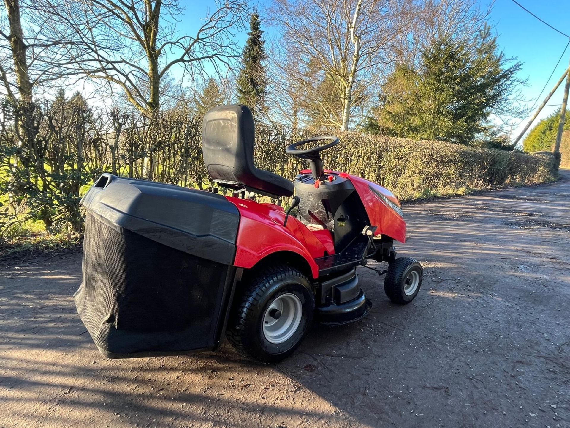 MOUNTFIELD 1435M RIDE ON LAWN MOWER *PLUS VAT* - Image 2 of 8